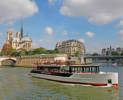 VEDETTES DE PARIS : une croisière offerte pour votre anniversaire ! Photo DR